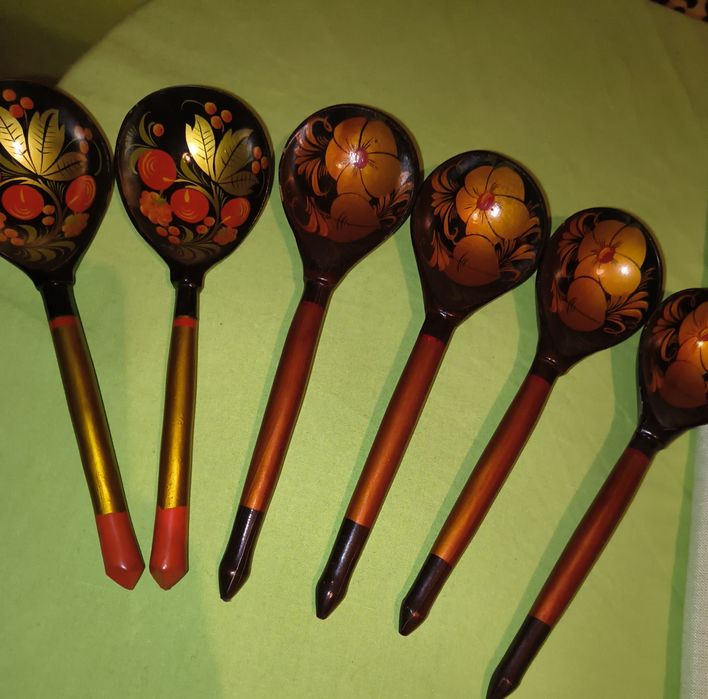 Руски дървени лъжици Хохлома