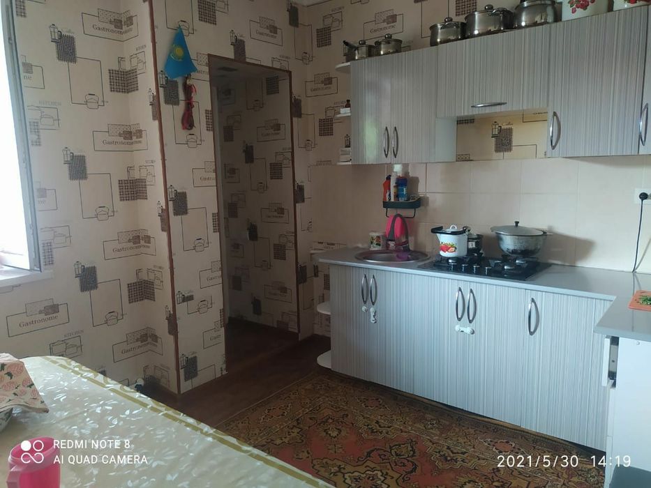 Продаю квартиру Возле базара