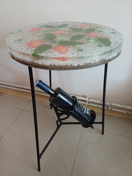 Vind masuta de cafea din rasina epoxidica