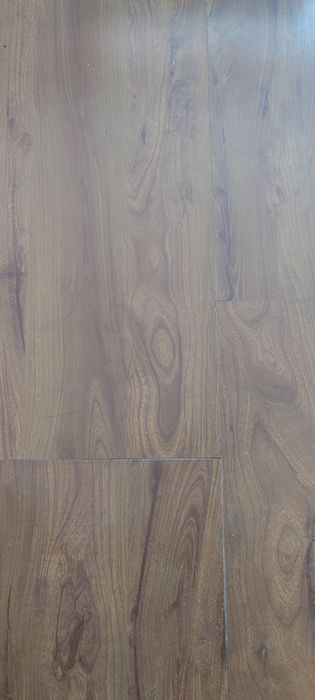 Продам б/у ламинат