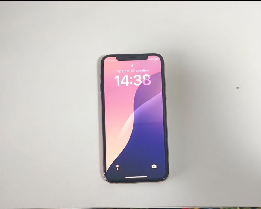 iPhone 11 Pro телефон.