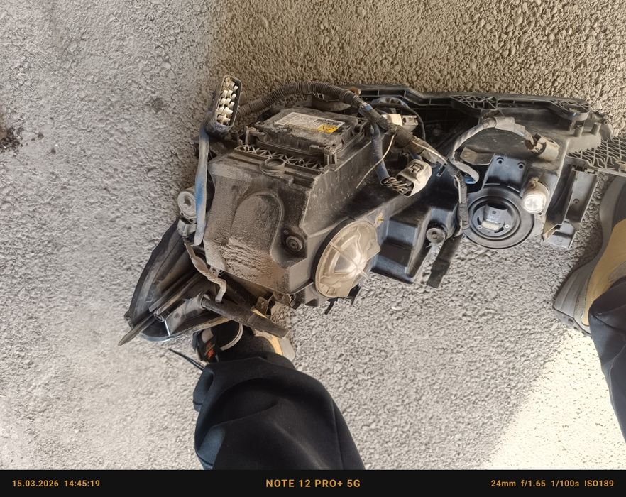 Продам фары на Lexuc Gs 190