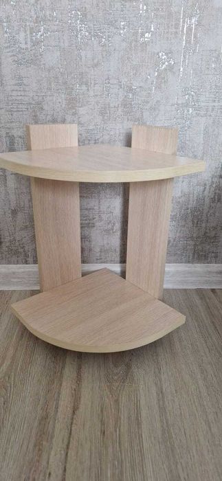 Продам полки угловые