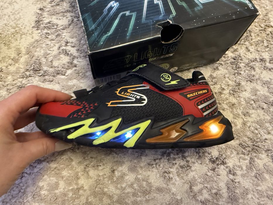 Детски маратонки Skechers Скечърс 28.5 н.