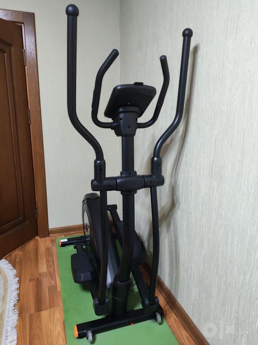 Эллипс Crosstrainer Genau Deluxe V3
