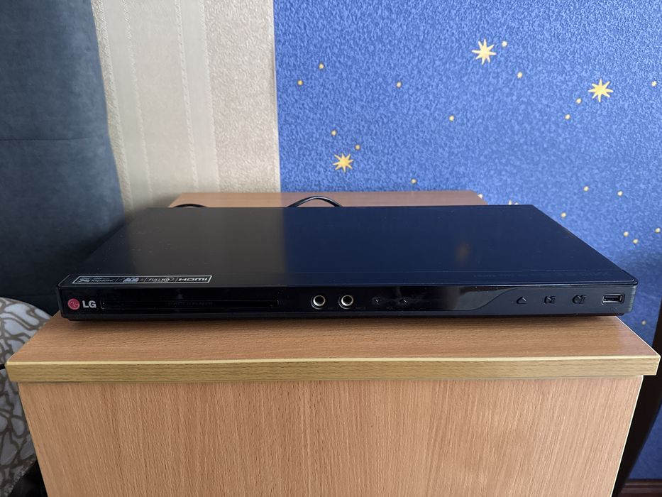 DVD-проигрыватель LG