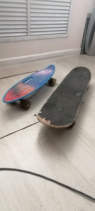 Продаётся скейт синий чёрный
