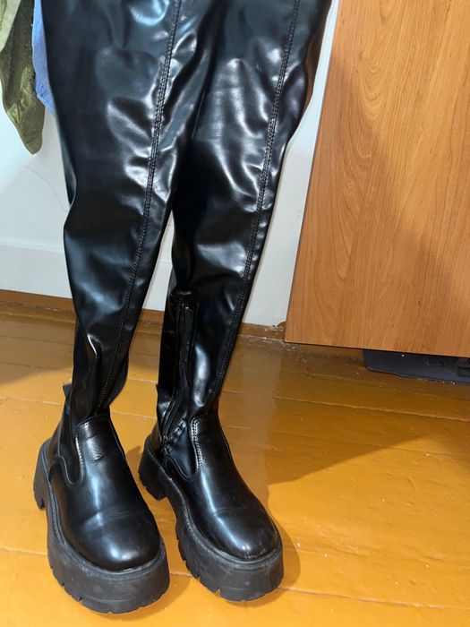 Черные ботфорты 35-го размера
