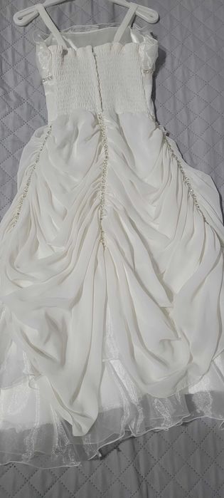 Нарядное платье для девочки 6-7 лет