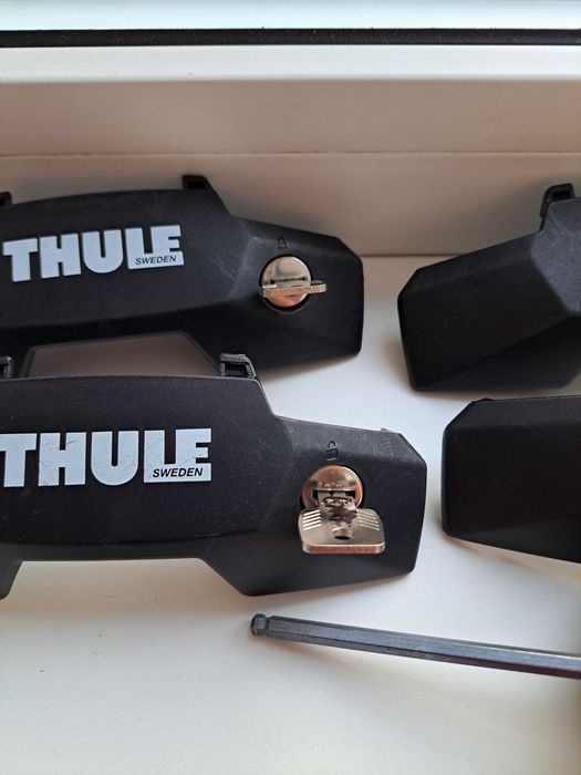 Set bare transversale Thule Evo Clamp + prindere compatibila Ford Focus (2011-2018) - kit complet