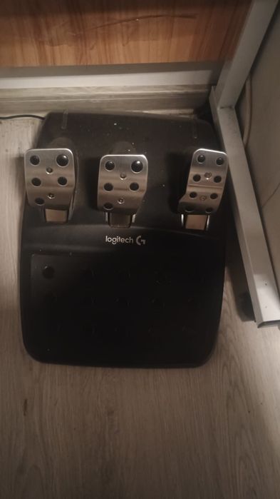 Volan logitech g29