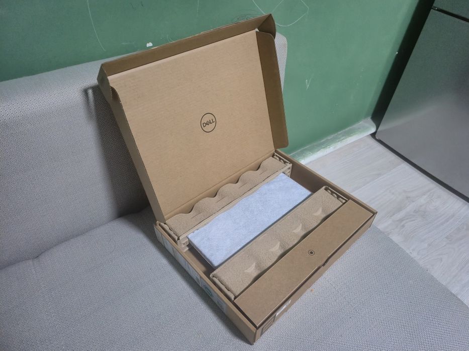 Ноутбук Dell Vostro 3530