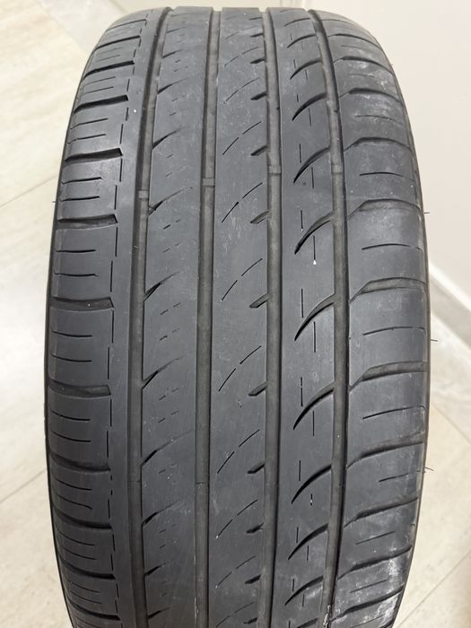 Продам комлект дисков с резиной  от BMW