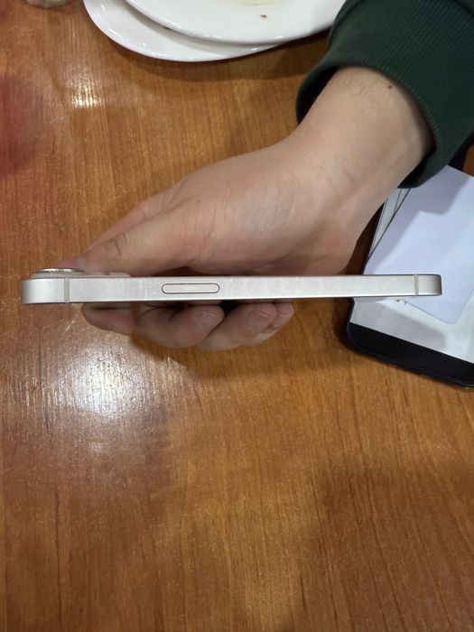 Iphone 14 в хорошем состояний