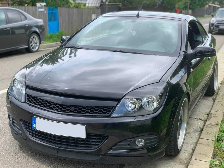Grila tuning fara emblema Opel Astra H GTC TwinTop cabrio fagure NOU
