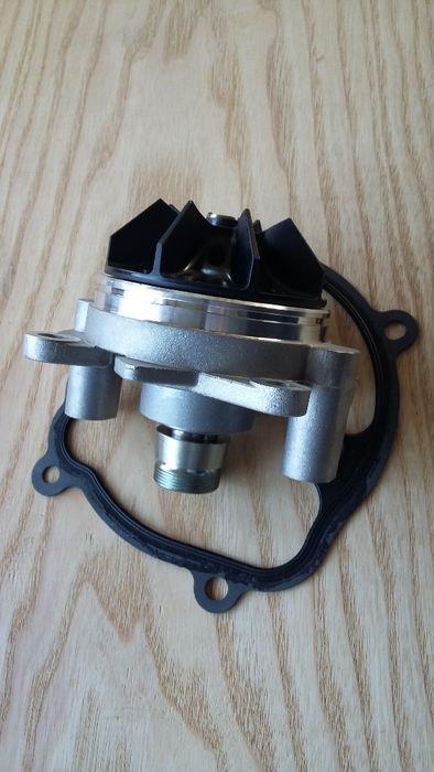 Водна помпа SKF VKPC 86305 за Renault Espace 4 (JK0) 2.2 dCi