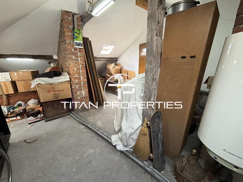 Продава се Тристаен апартамент в Пловдив, Каменица 2 - 72 кв.м за 3084 €/кв.м - Снимка #10