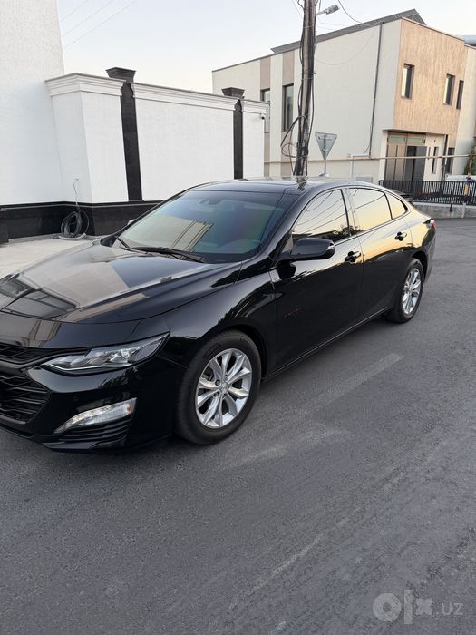 срочно продам Malibu xl 2023