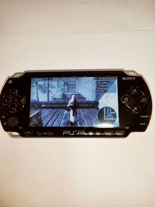 PSP модель 1004 с играми