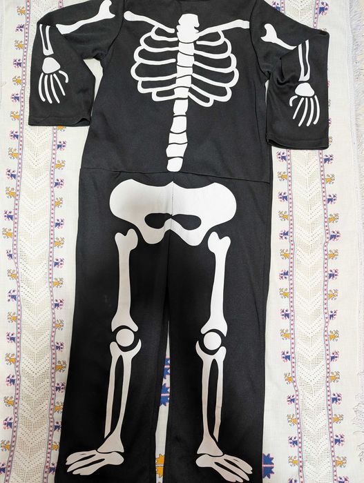Costum " ItsImagical" Halloween 3-5 ani  Schelet + Dovleac Set complet