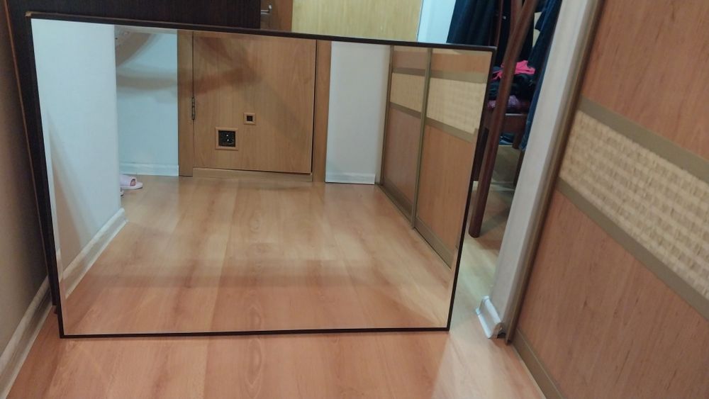 Зеркало настенное