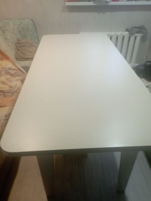 Продам стол новый в упаковке