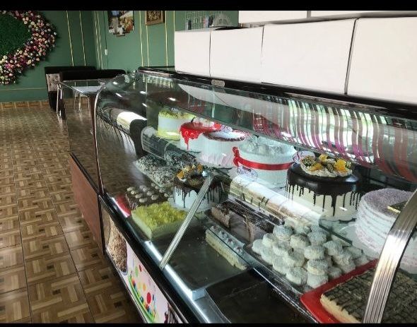 Eron tort uchun muzlatgichi