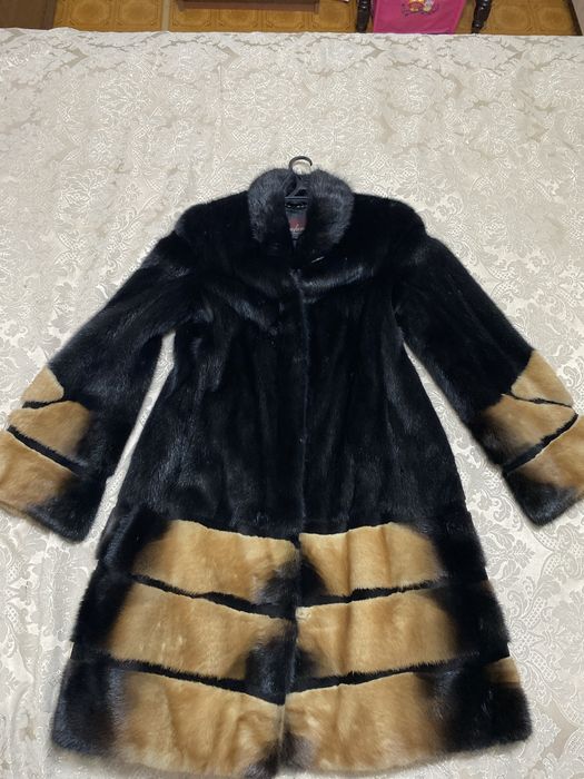 Продам норковую шубу