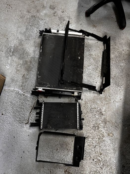 Radiatoare dacia duster.