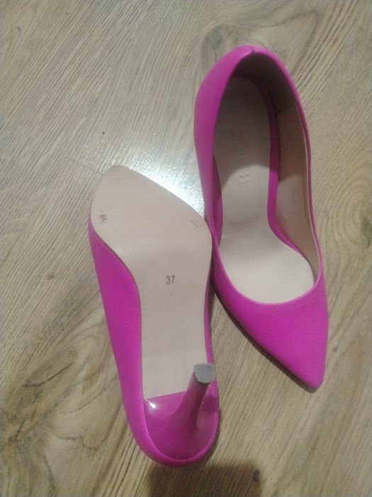 Pantofi stiletto, ocazie sau birou