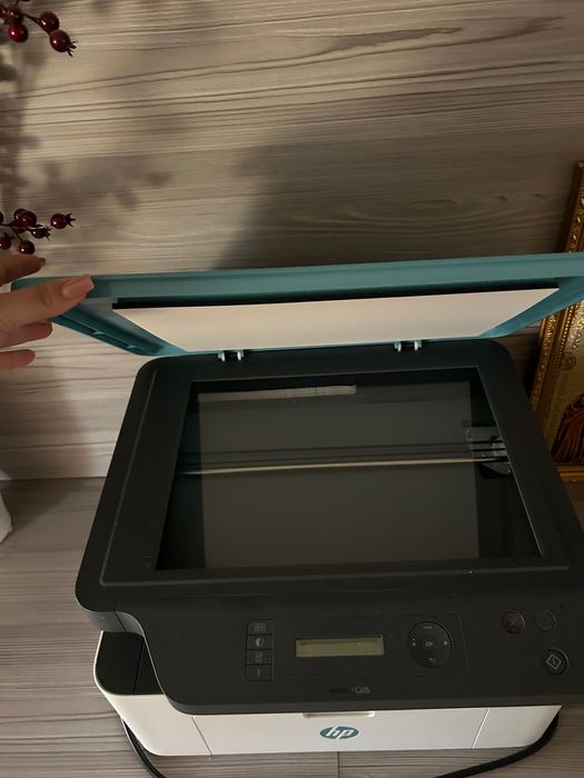Imprimantă Multifunctional laser monocrom HP Laser MFP 135r, A4, USB