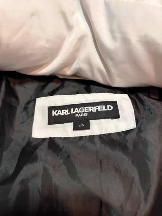 Geacă puffer Karl Lagerfeld Paris albă, umplutură din pene, mărimea L
