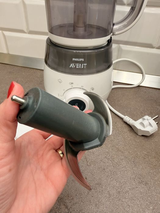 Aparat de gătit cu aburi și blender 4 în 1 Philips Avent