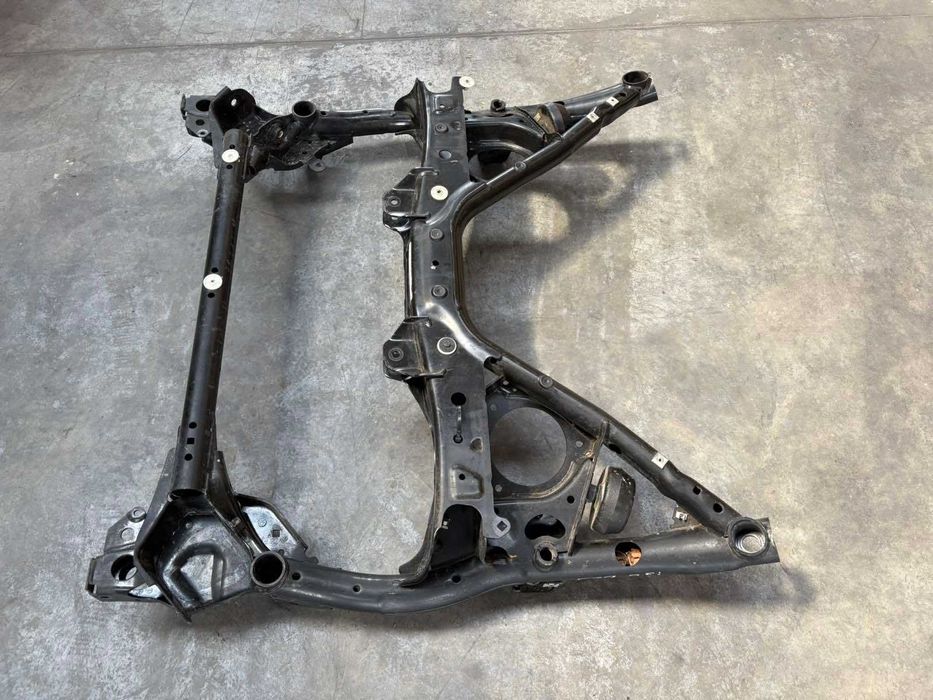 Преден мост БМВ Ф20 Ф21 Ф22 Ф23 Ф30 Ф31 Ф34 на задно
