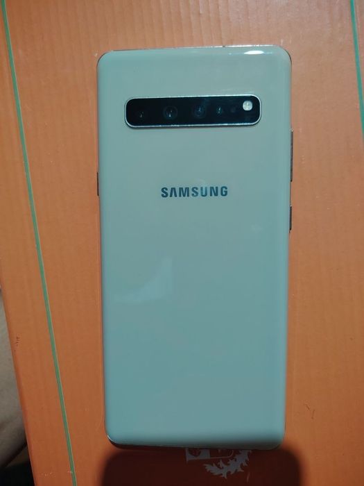 Samsung s 10  5g