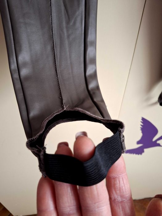 Кожен клин с ластици