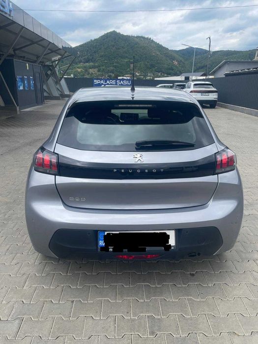 OCAZIE- Vand Peugeot 208 , 1.5 diesel , 100 cp