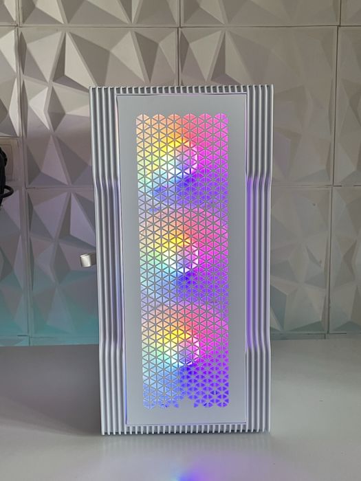 i3 9100f SAPPHIRE RX 570 4GB 120GB SSD 8GB RAM Геймърски компютър