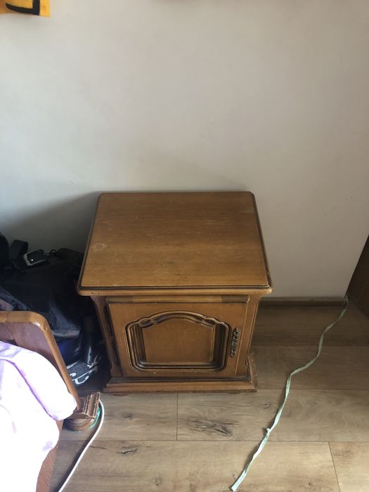 Sifonier cu doua noptiere si sertar