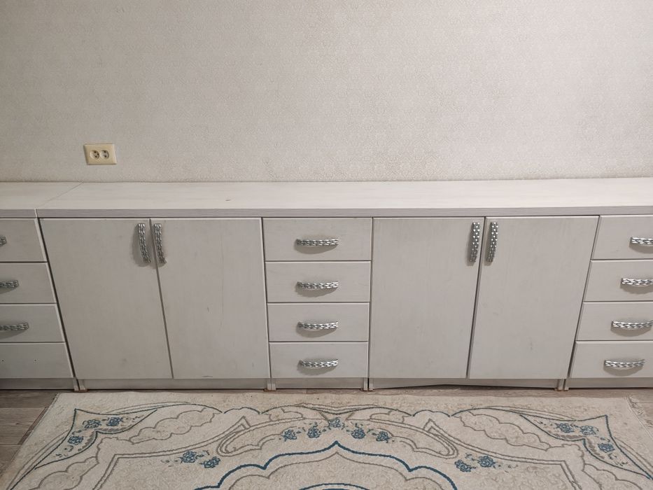 Продается  длинный камод