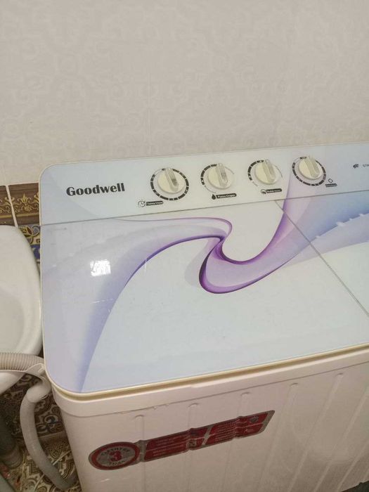 Shoshilinch poluavtomat kir moshinka sotiladi Kelishtirib beraman