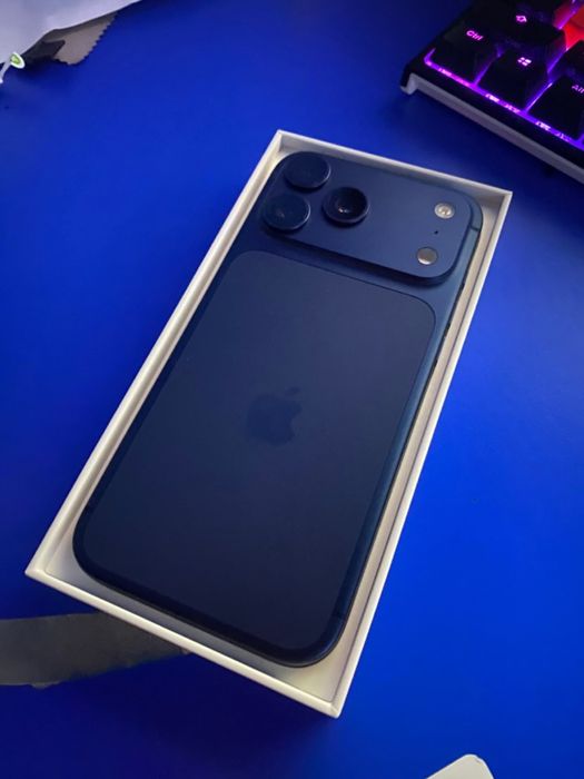 Iphone 17 pro max NOU !