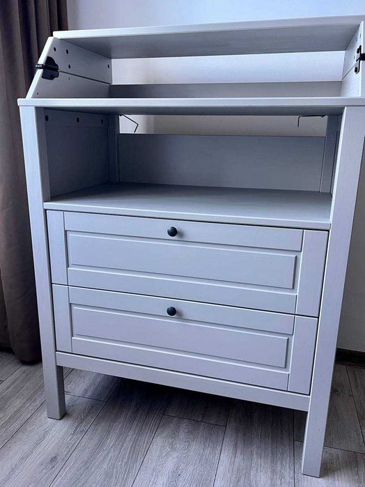 бебешки скрин Ikea SUNDVIK