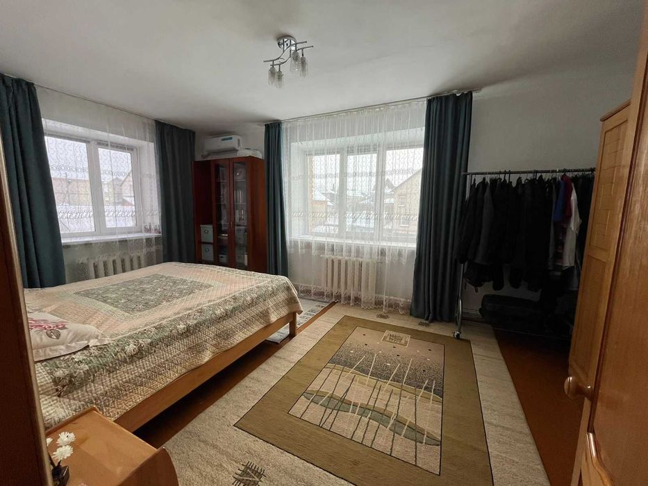 Продажа коттеджа в черте города