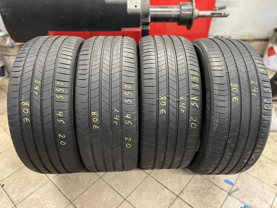 Летни гуми 225/45 R20 Kumho