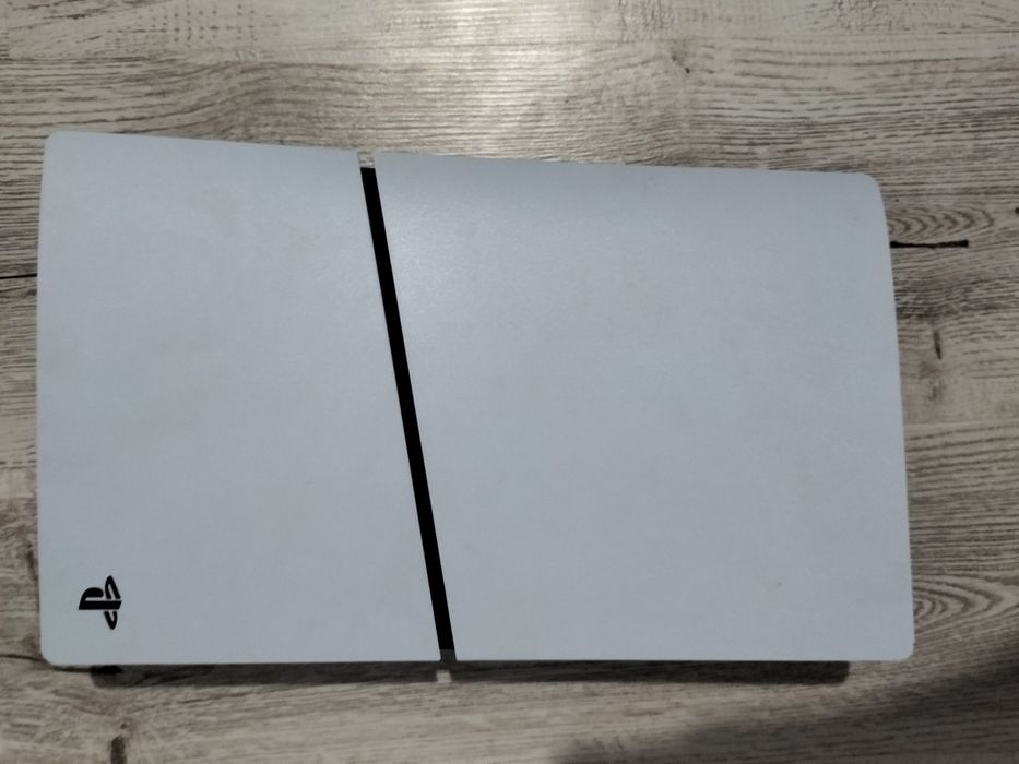 Vând playstation5