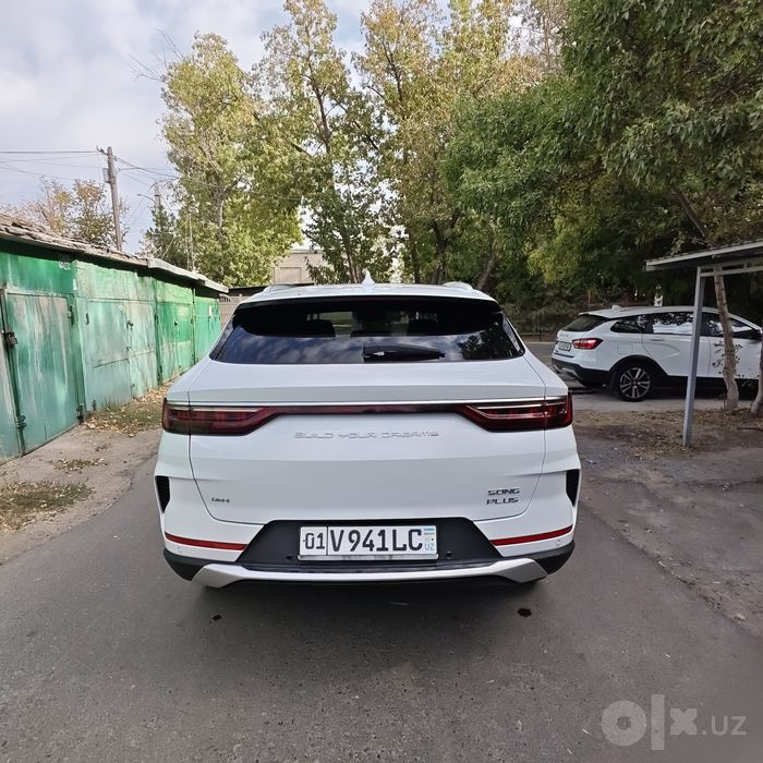 BYD Song Plus Dmi gibrit 110 km sotiladi. Kraska toza