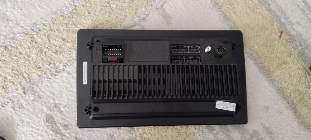 Продам андроид и рамку на гранту фл новый