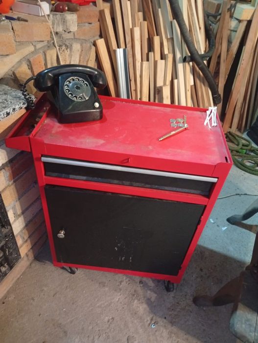 Dulap metalic scule  organizator diverse