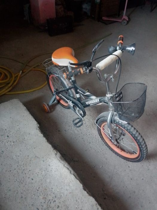 Продаётся детский велосипед и самокат